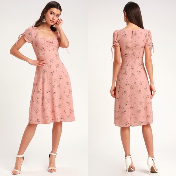 Lulus Dresses & Skirts - NWT Lulu’s Carmel Blush Pink Floral Midi Dress